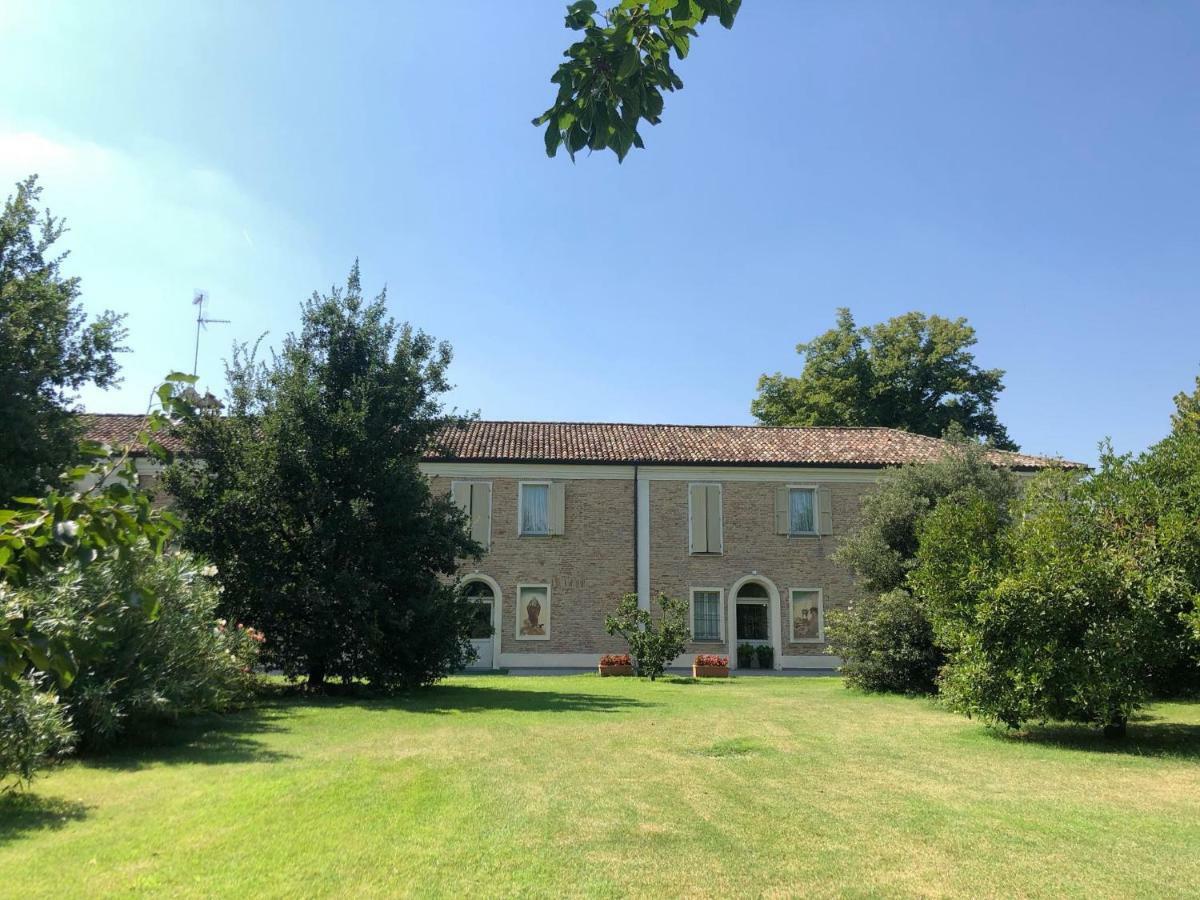 Relais Villa Roncuzzi Russi Exterior photo